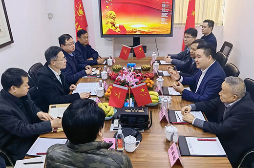 松江區紀委書(shū)記竺曉忠一行赴上海赫立考察