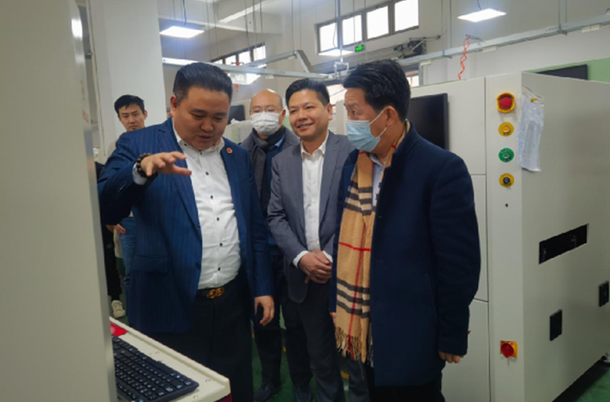 民建松江區委領(lǐng)導金冬云一行走訪(fǎng)上海赫立